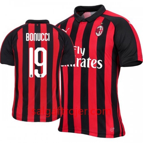 AC Milan Fodboldtrøjer Leonardo Bonucci 19 Hjemmebanesæt 2018/19 Kort ærmer AC Milan Fodboldtrøjer Leonardo Bonucci 19 Hjemmebanesæt 2018/19 Kort ærmer